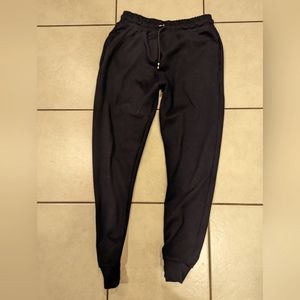 Skinny Sweats